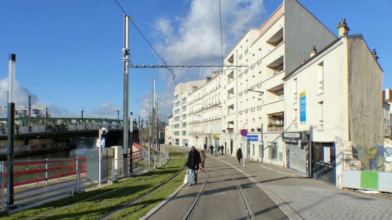 8 Rue Brise Echalas Сен-Дені Екстер'єр фото